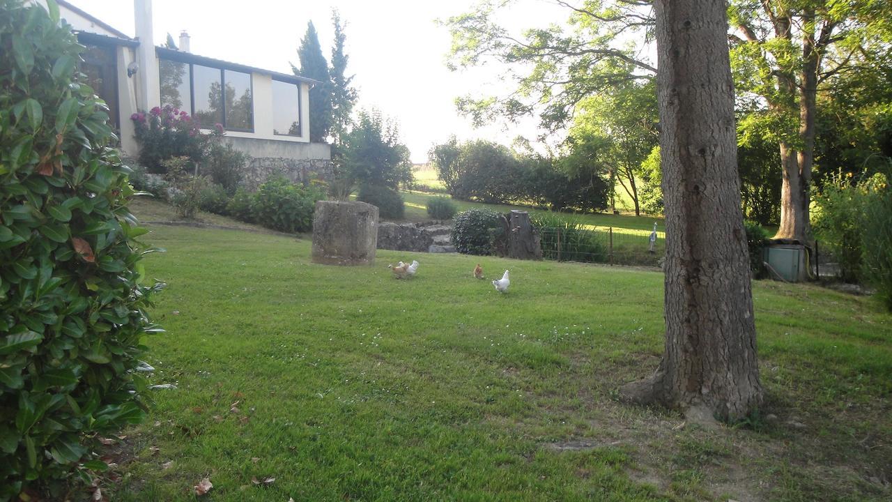 Domaine De Poudos Panzió Auterive Kültér fotó
